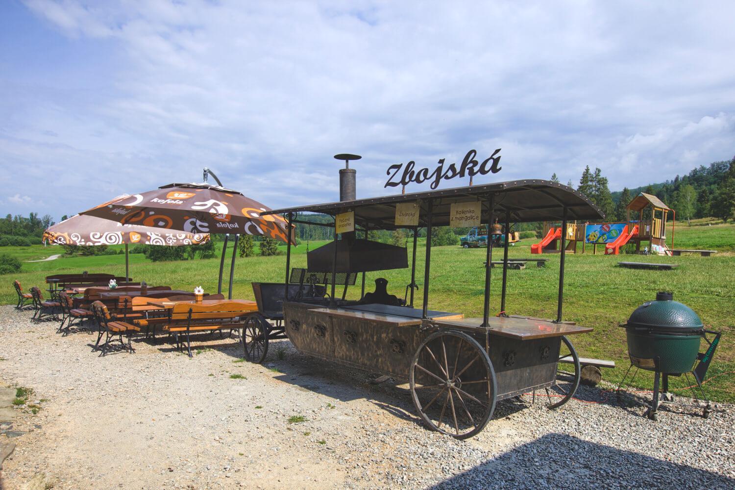 Penzion Zbojnicky Halas Tisovec Екстериор снимка
